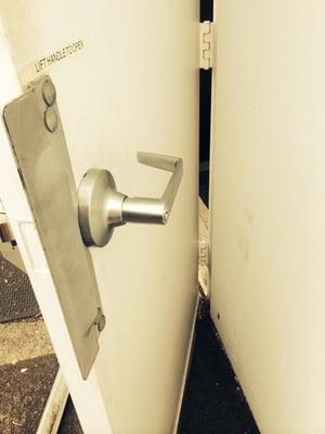 new exit device , locksmith guys orange county CA.