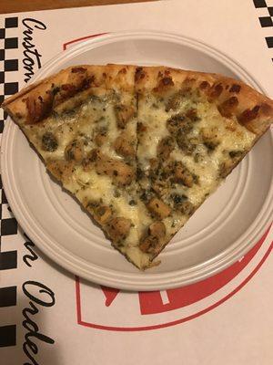 Chicken pesto pizza. Really good and light!