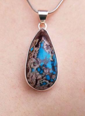 Bisbee turquoise pendant, finished!