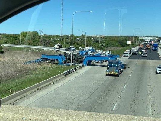 Pictures of accident on I80 and Harlem Ave in Tinley Park.