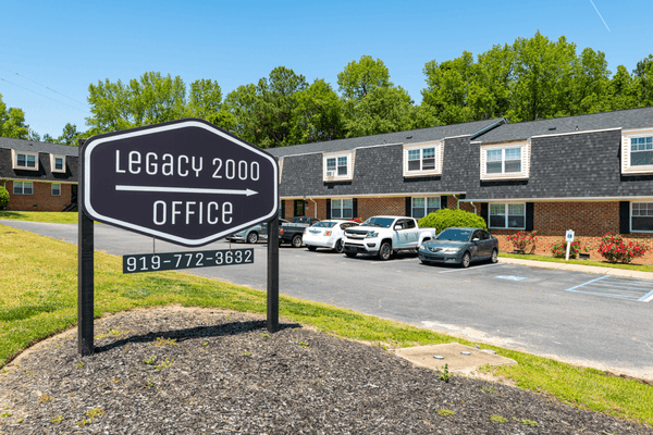 Legacy 2000 Apartments