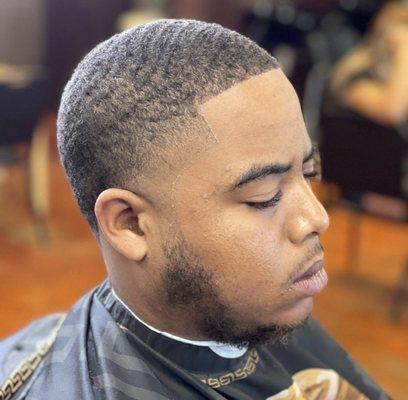 Brandon Walton aka Bfreshcutz @R&B barbershop ! The best in the city!