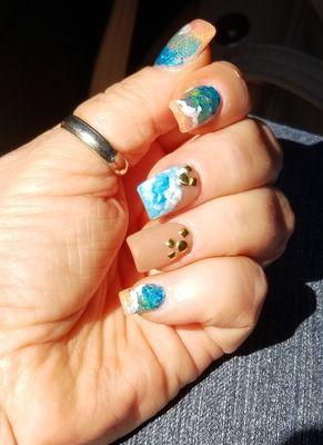 Hawaii nails again.  Ocean swim anyone.  Lan, you are amazing.