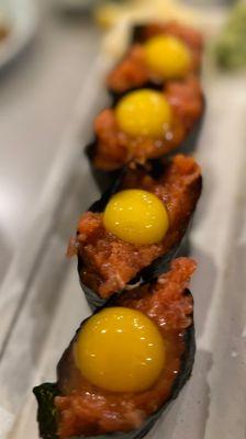 Spicy tuna with quail egg