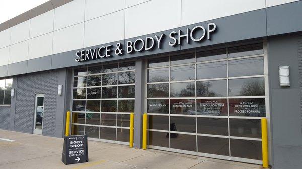 Service & Body Shop entrance