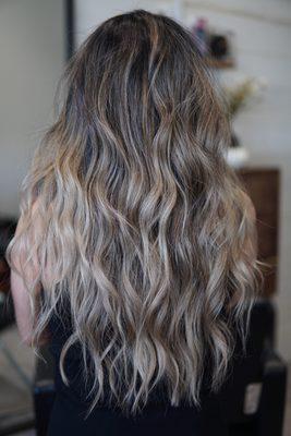 Ashy beige balayage