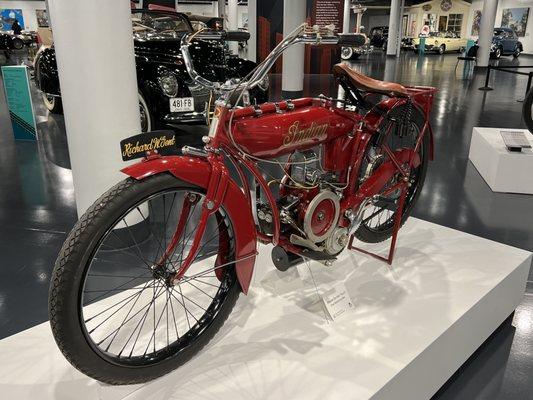 100+ year-old motor cycle