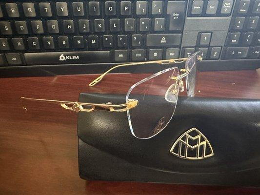 Maybach prescription reading glasses