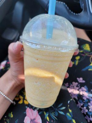 Mango smoothie