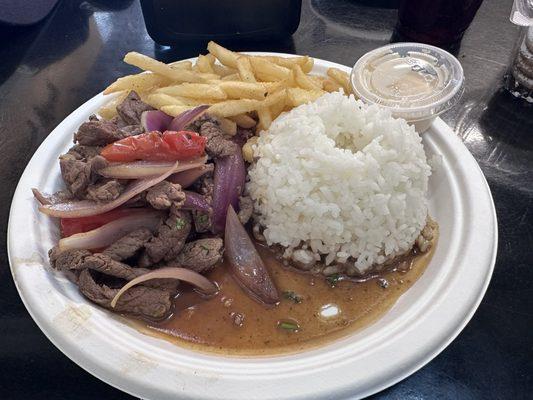 Lomo Saltado