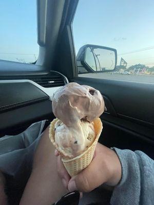 2 scoop waffle cone