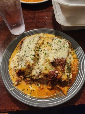 Lasagna; it's Ginoromous