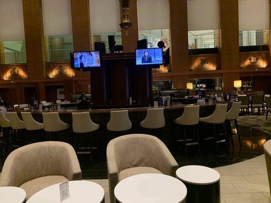 Lobby bar