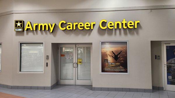 U.S. Army Recruiting Center.