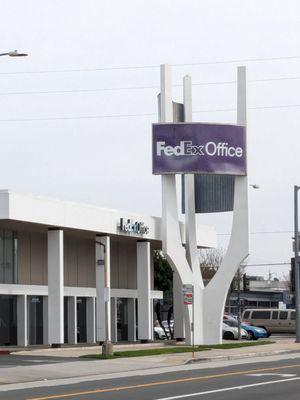 FedEx Office Print & Ship Center