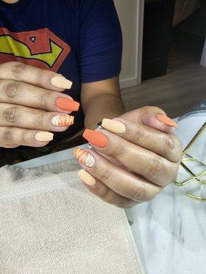 April Nails & Spa