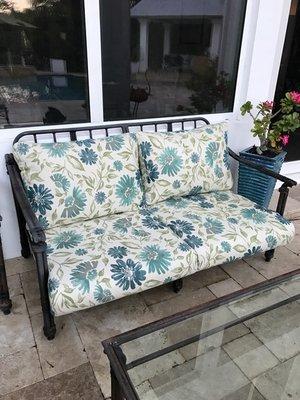 outdoor patio cushions with sunbrella fabric