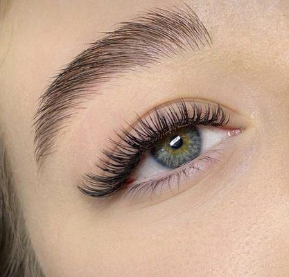 Volume eyelash extensions