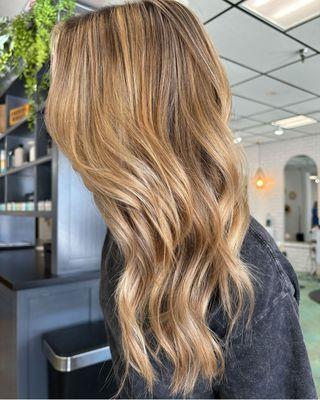 Honey Blonde indulgence created by Chloe.