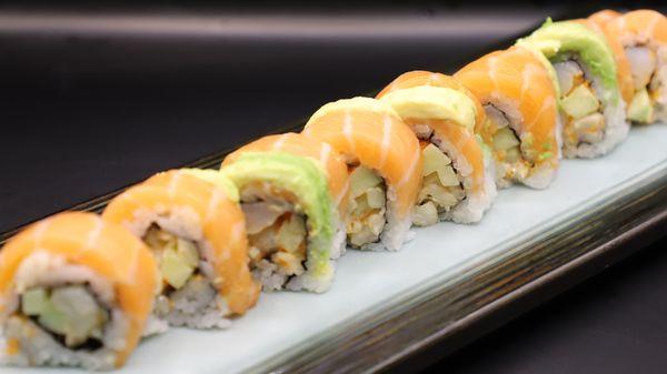 Salmon scallop roll