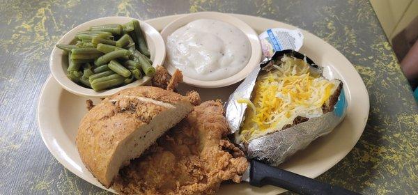 Chicken fried steak dinner. Excellent and tender.