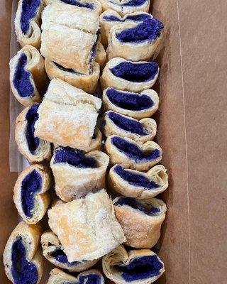 Ube cheese rolls