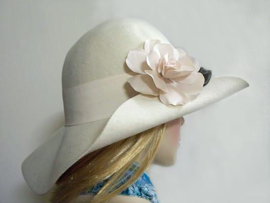 Champagne Magnolia Couture Bridal Hair Accessory Hat Pin   http://floreti.com