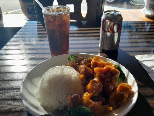 General Tso Chicken lunch special. Tasty meal