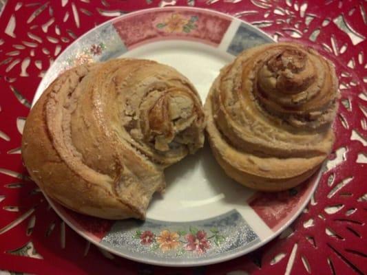 Caracoles. Best Mexican bread ever.