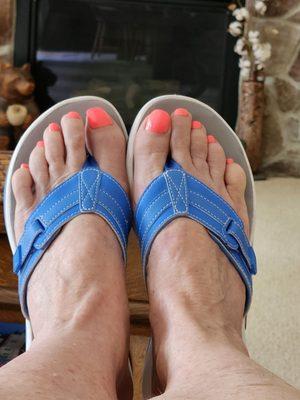 Happy toes