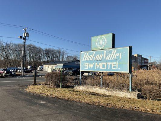 Hudson Valley 9W Motel