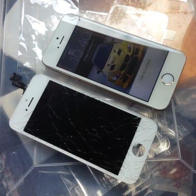 iPhone 5S looking brand new after screen replacement