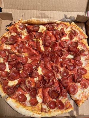 Pepperoni pepperoni Pepperoni Pizza, the best