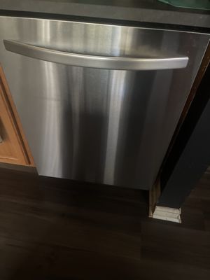 Kenmore Elite Dishwasher.. bad motor... replaced and running like new.