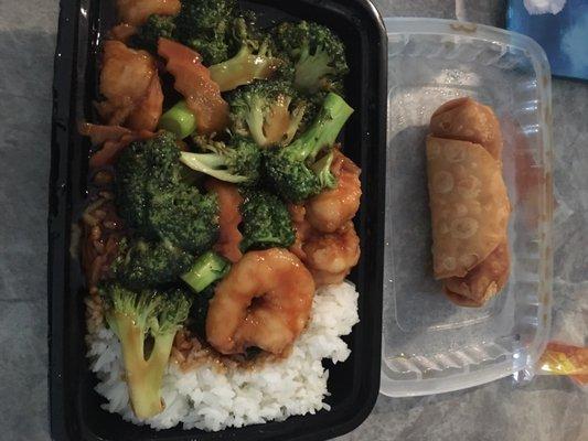 Shrimp and Broccoli with White Rice Combo. They even give a free egg roll with the purchase.