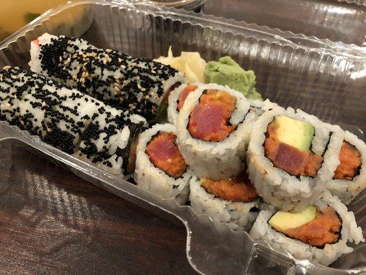 Alaskan Maki (left), Spicy Tuna Maki (right)