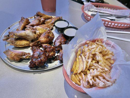 Pluckers Wing Bar