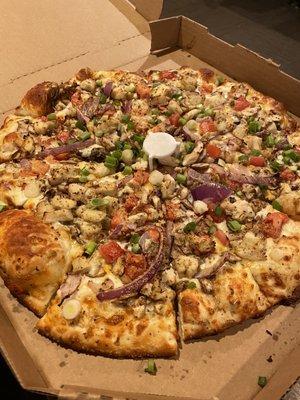 Large Chicken Garlic Gourmet Pizza