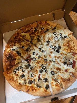 Chicken Fiesta pizza