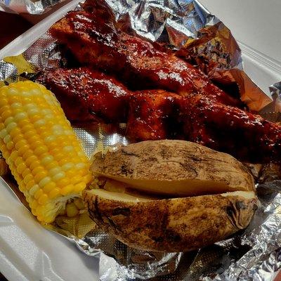 Lunch Special: BBQ Spare Ribs, Corn on the Cob & Baked Potato