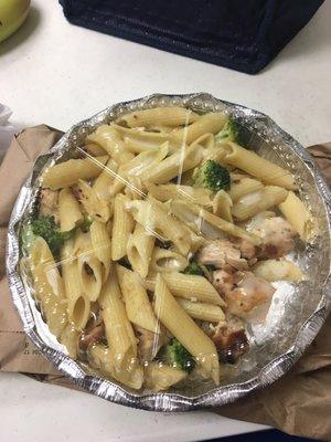 Chicken and Broccoli Penne with Garlic and oil