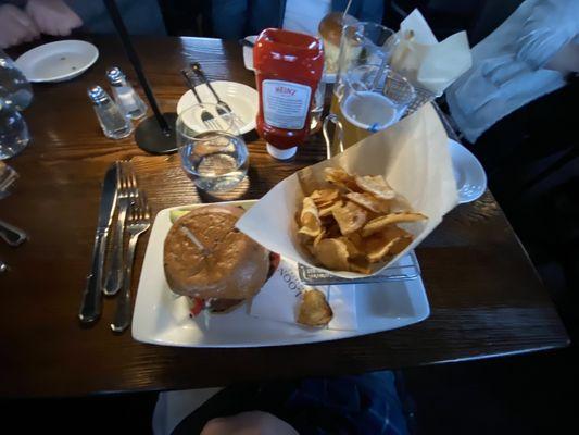 Falafel burger