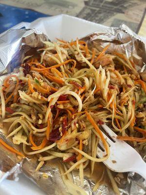 Bok Lahong (papaya salad - Khmer style)