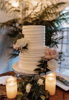 Wedding Cake by Divine Desserts