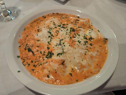 Cheese Ravioli w/ Vodka Sauce.