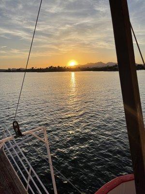 From the boat look at the island from  Lake Havasu