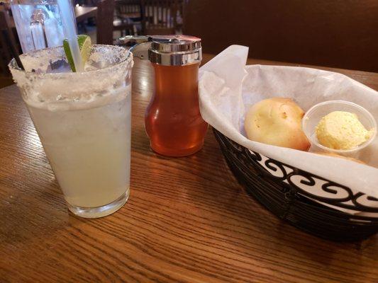 House Margarita, rolls & honey