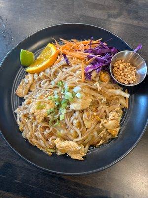 Chicken pad thai