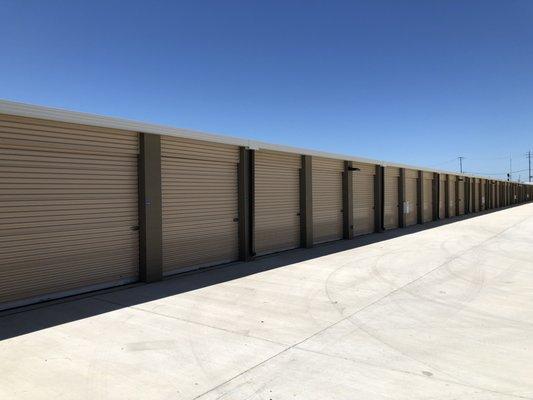 As Oakley, California's newest self storage facility, we offer a large array of drive-up self storage units.