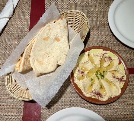 Hummus Beiruti